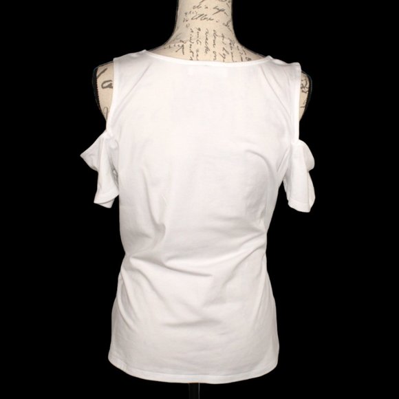 Hot summer, cold shoulder! - Picture 5 of 12